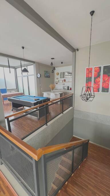 Mimi Castle Full Ac 1200M2 Private Villa Dan Pool Parongpong Lembang Cihanjuang Exterior photo
