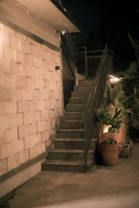 Mimi Castle Full Ac 1200M2 Private Villa Dan Pool Parongpong Lembang Cihanjuang Exterior photo