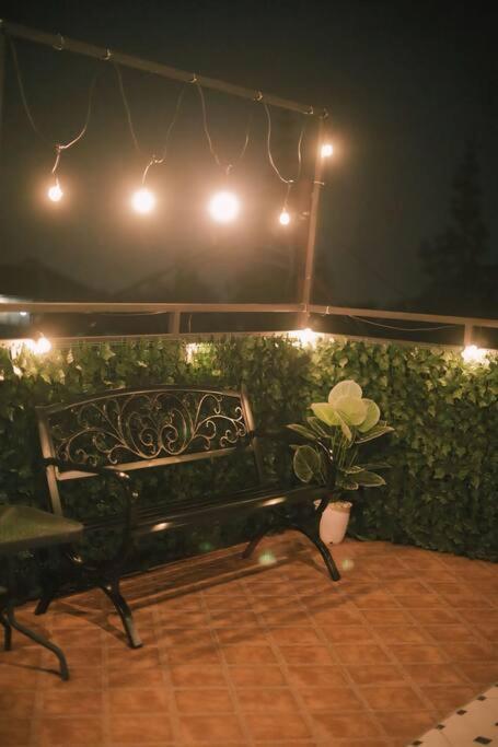 Mimi Castle Full Ac 1200M2 Private Villa Dan Pool Parongpong Lembang Cihanjuang Exterior photo